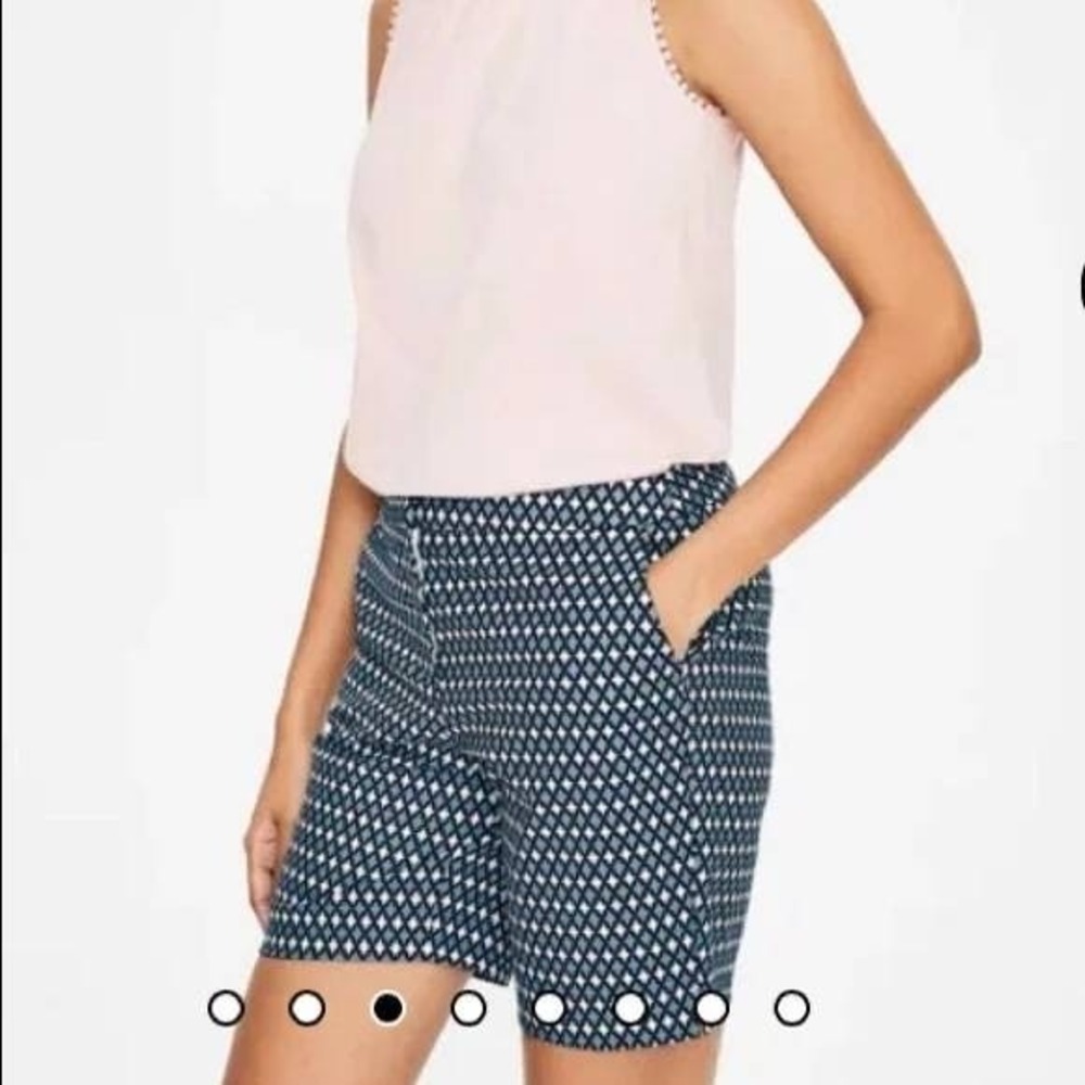 Boden Women's Richmond Diamond Pattern Shorts Navy Teal White Size 6